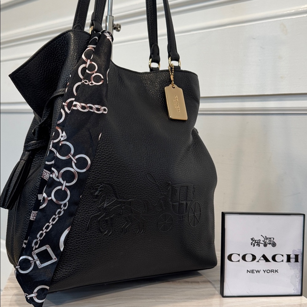 Coach Andy Black Pebbled Leather Carriage Logo Tote